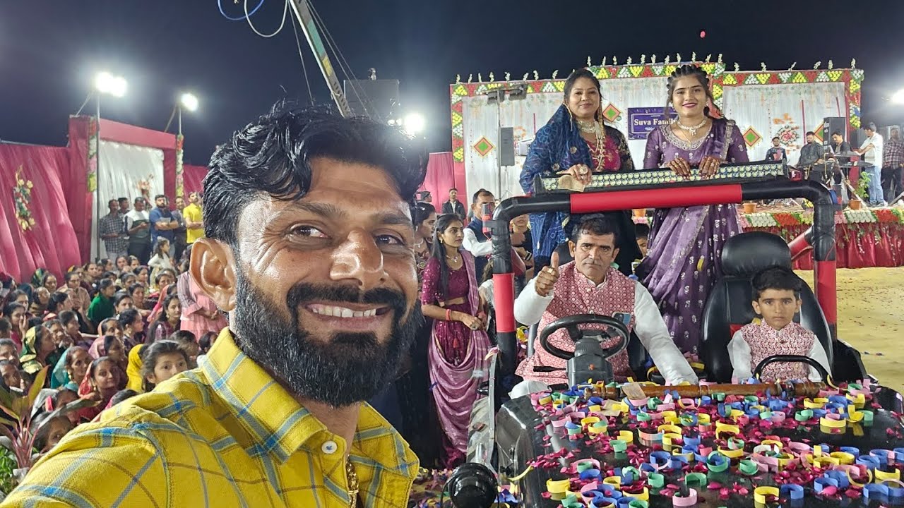 ભવ્ય સાંજી સિંગર રસ્મિતા રબારી / ડાડુ ભાઈ ના દિકરી પિનલ બેન ની સાંજી મા એન્ટ્રી ખુલ્લી જીપમાં