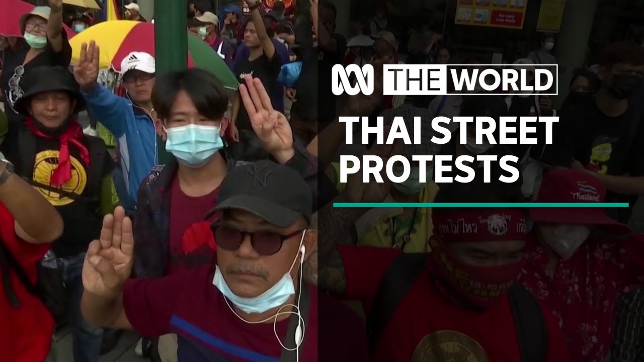 Pro-democracy protesters and Thai monarchists clash in Bangkok | The World