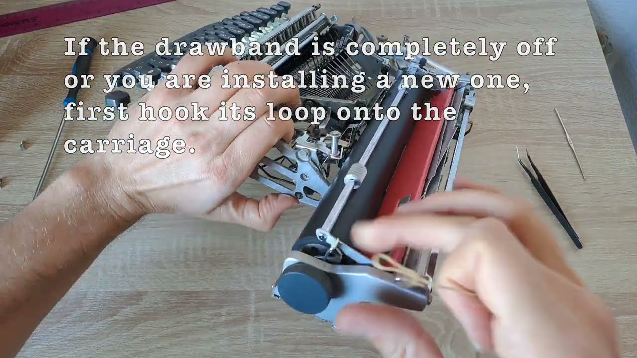 Olivetti Lettera 22 Typewriter Drawband Repair