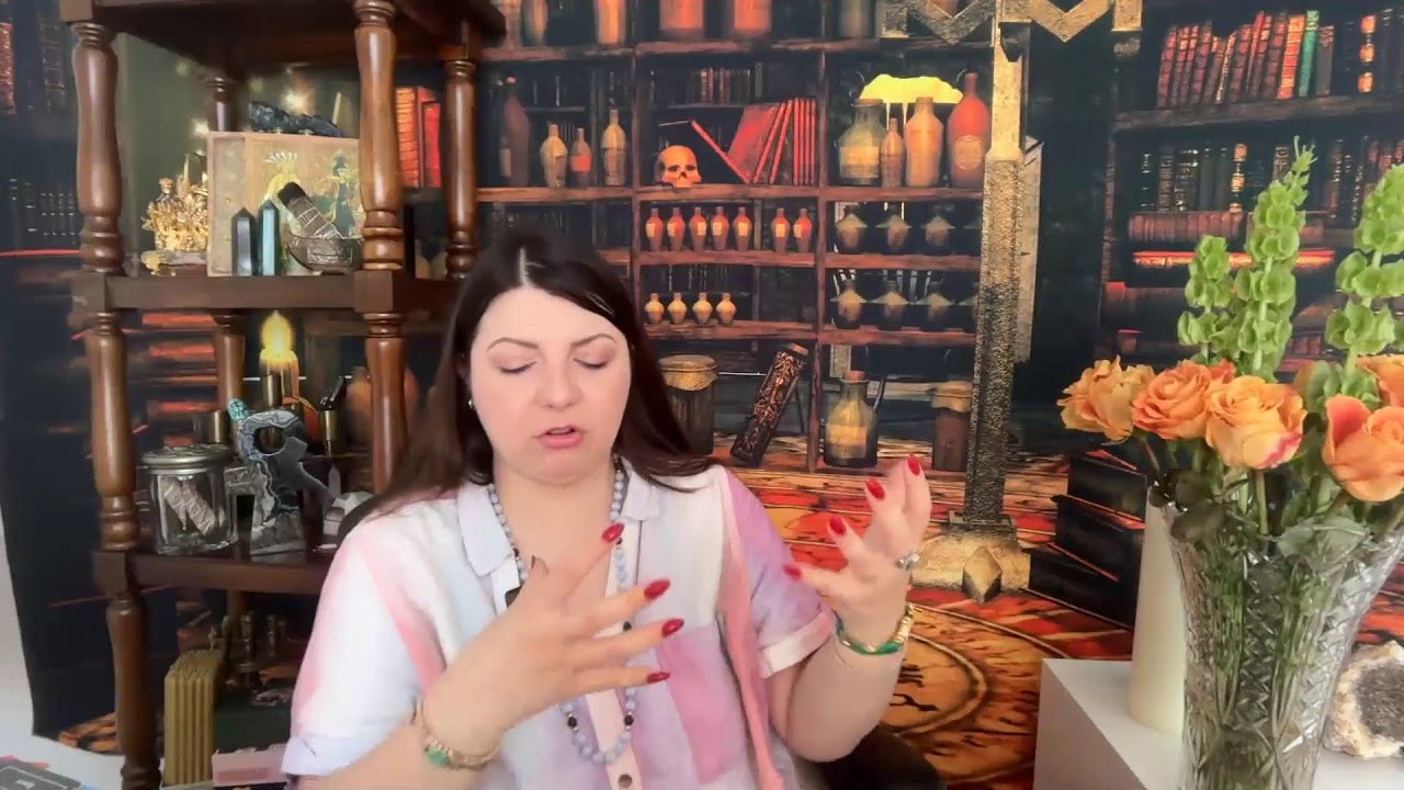 Мысли мужчины о вас прямо сегодня. Таро Юлия Петрова