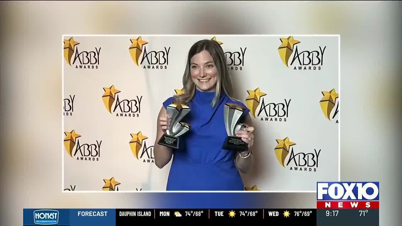 Натали Уильямсон из FOX10 получила две премии ABBY.