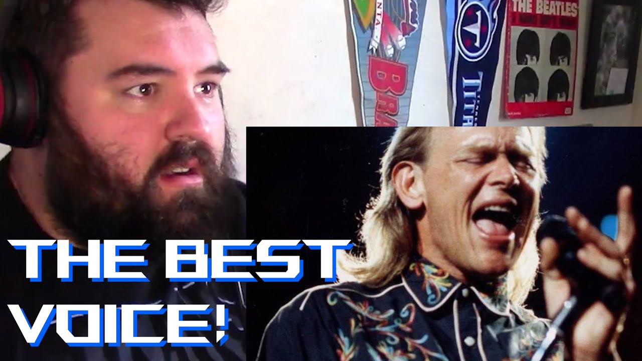 Singer first time reaction to John Farnham - Chain Reaction (LIVE)