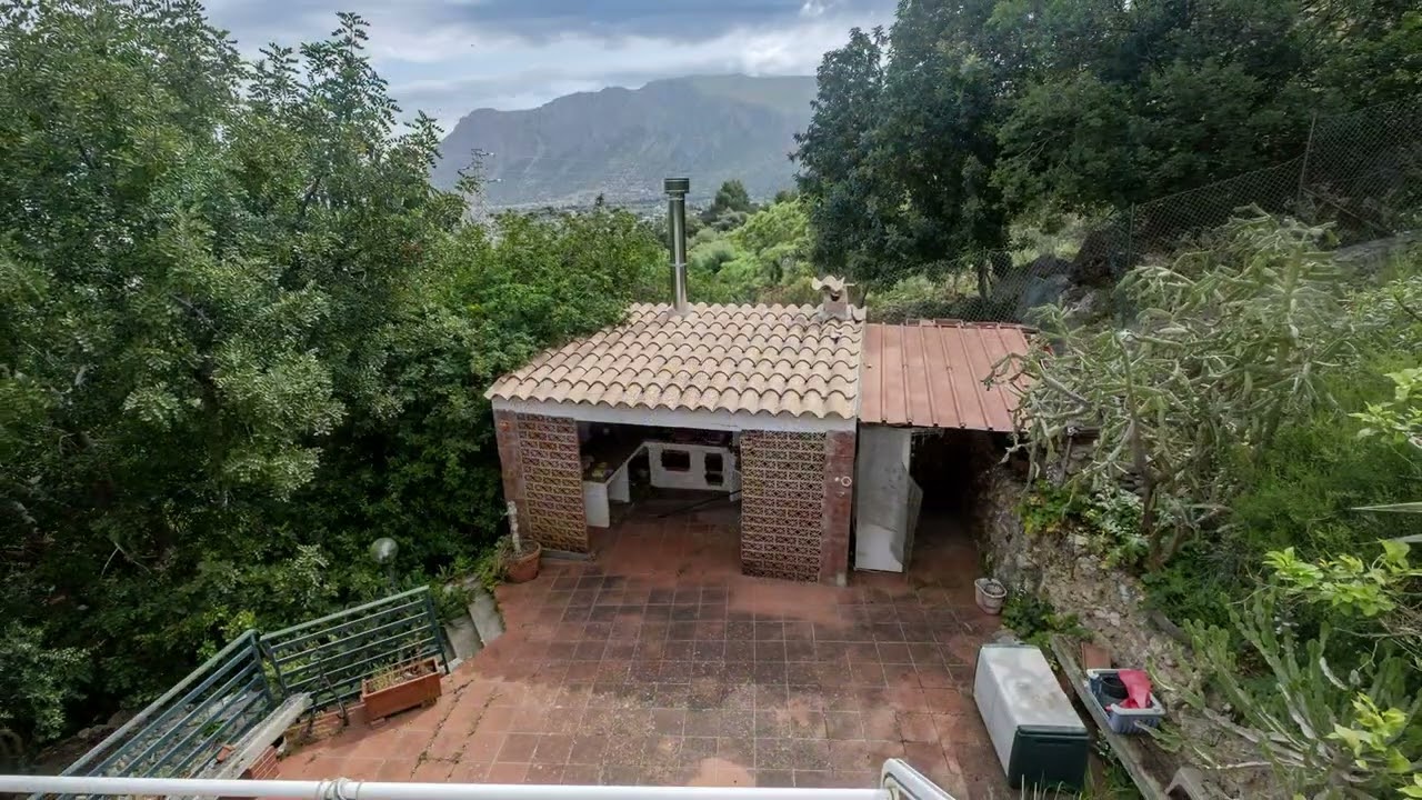 Terrasini (PA) . Villa in Vendita