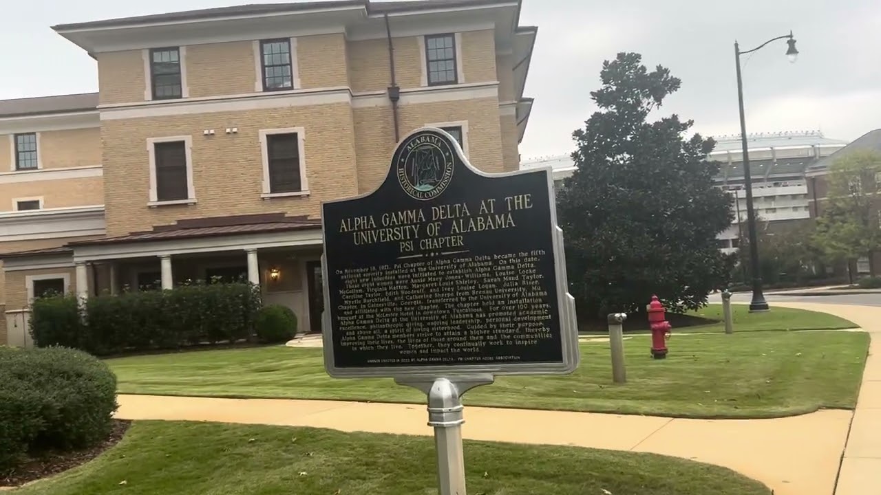 Sorority House Tour, University of Alabama