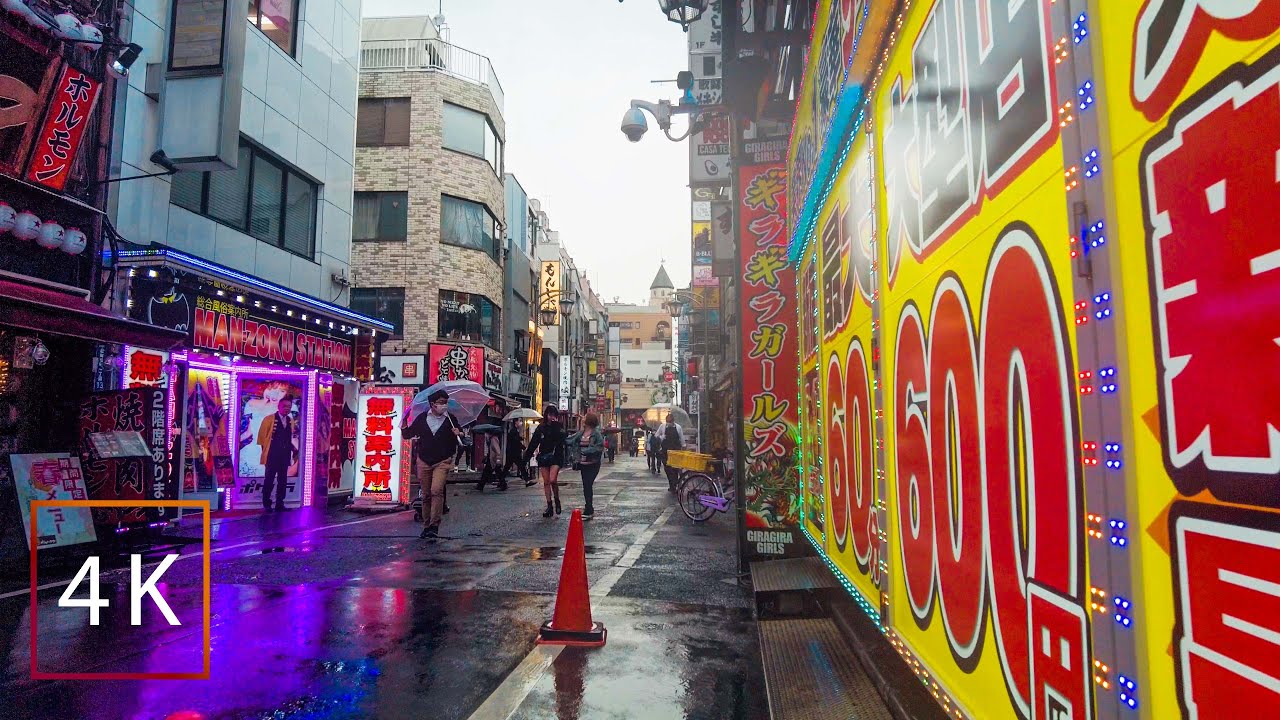 【4K】⚡Tokyo Walk・A walk in Shinjuku Kabukicho during a thunderstorm⚡【ASMR】