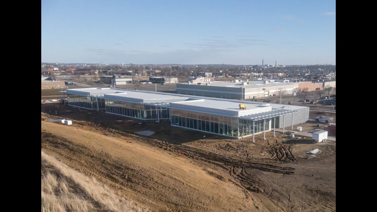 Cedar Rapids Public Library   WEST