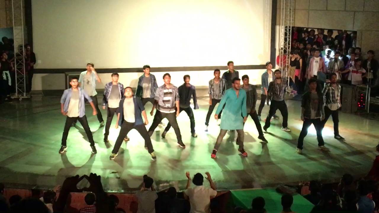 Fresher's night dance Y16