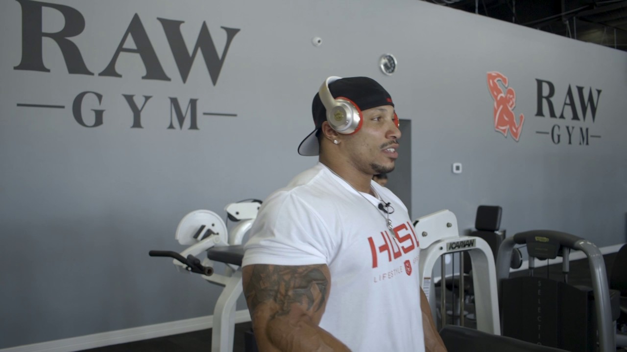 biceps/triceps training  4 weeks out