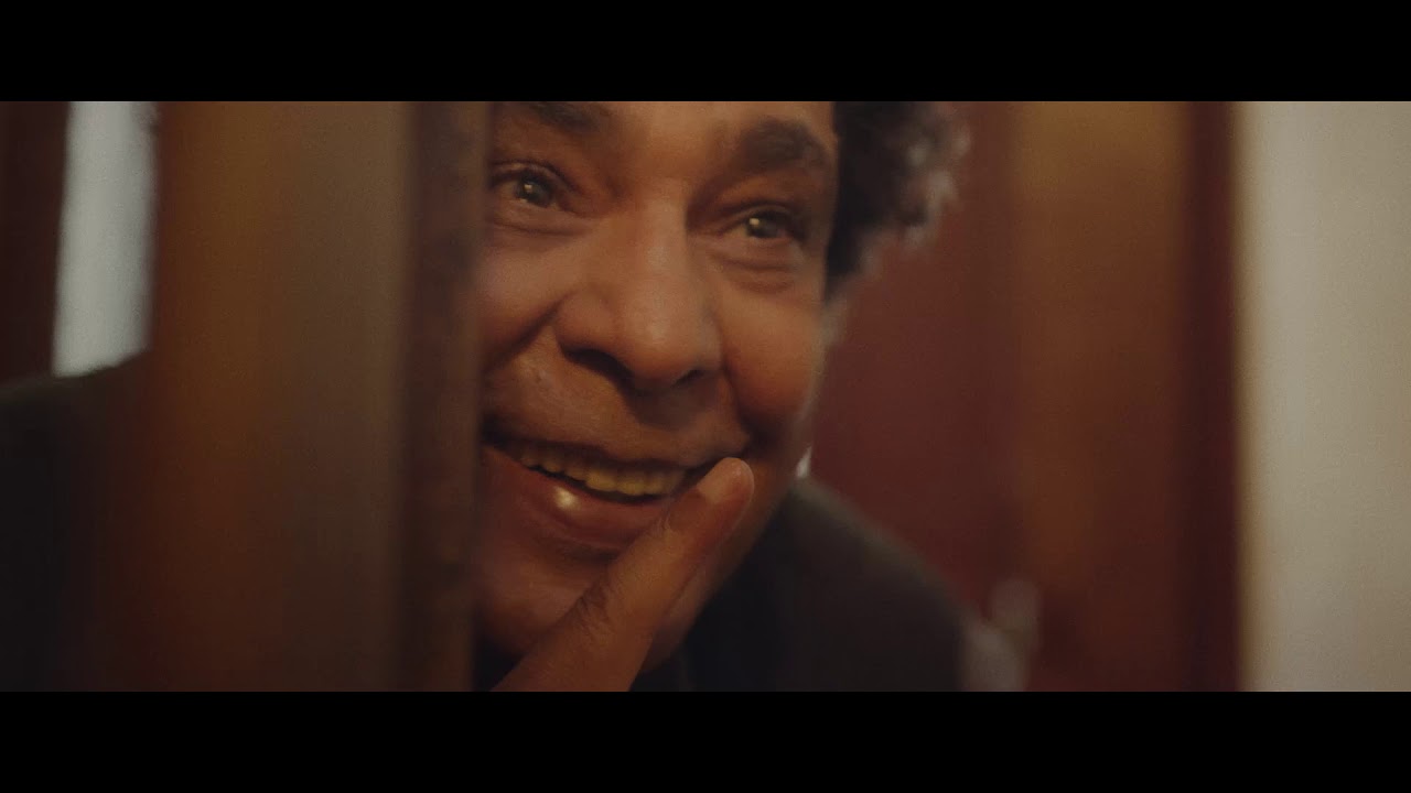 Mohamed Mounir - El Nas Fe Belady | محمد منير - الناس في بلادي