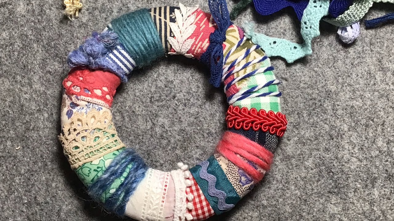 #roxysjournalofstitchery  Vol2 Ep 8: working on my  Christmas Wreath