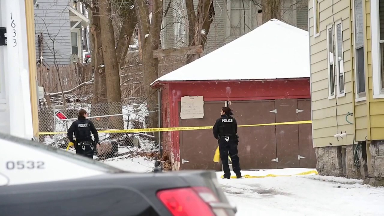 Syracuse police charge teen with shooting women