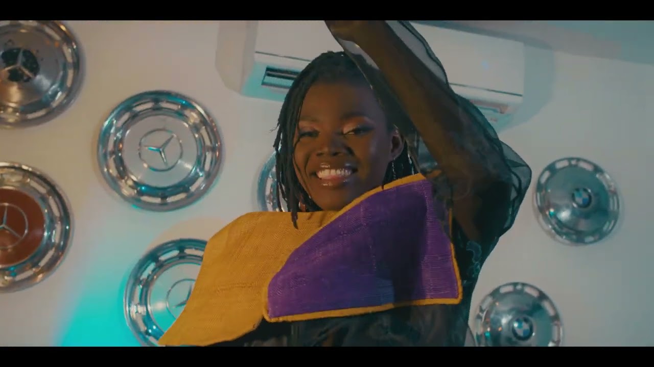 Mariusca La Slameuse_VIE MOCHI (Clip officiel )