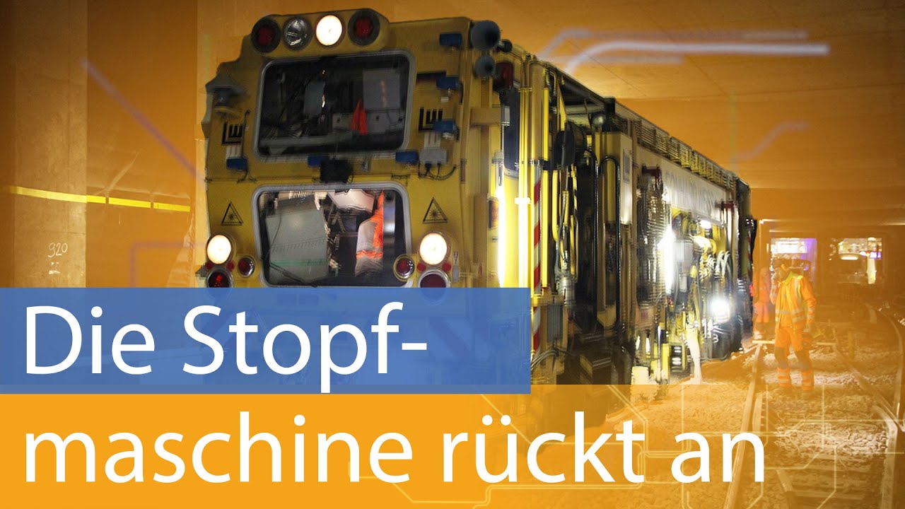 Neue Weichen Münchner Freiheit: Die Stopfmaschine rückt an