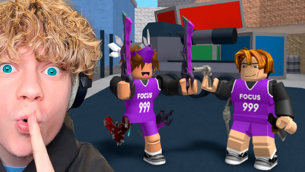 1V1ING FANS UNTIL I LOSE IN MM2.. 😭  (about to crashout)