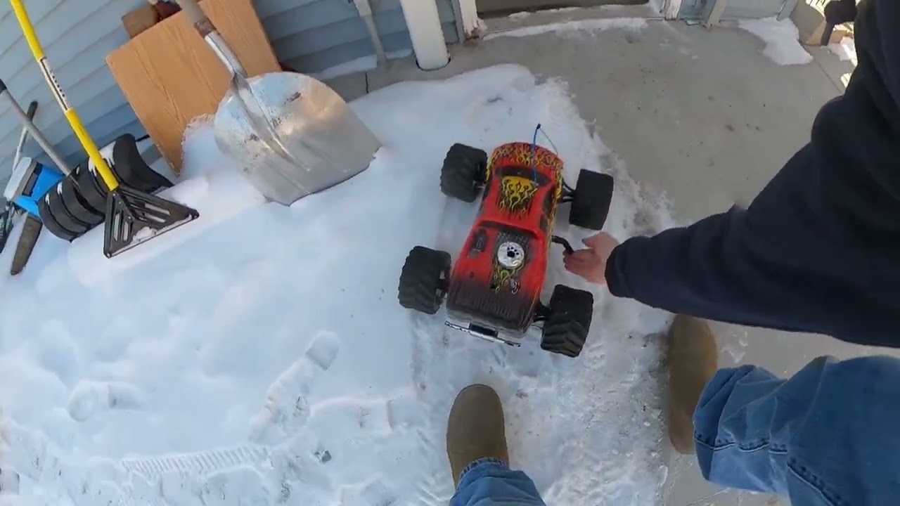 New tricks, zero degree, T-Maxx bash