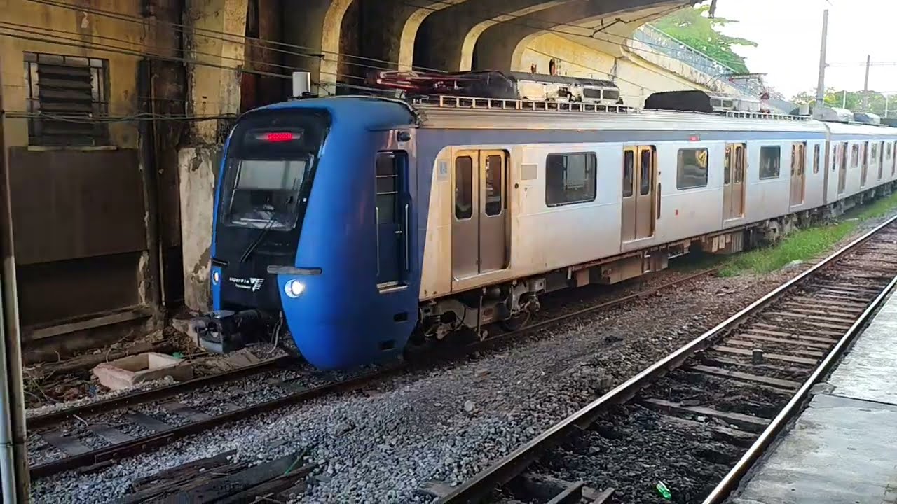 Registro do TUE 3053 (CRRC/CRC), acessando a COU-8, pelo sinal 61. 