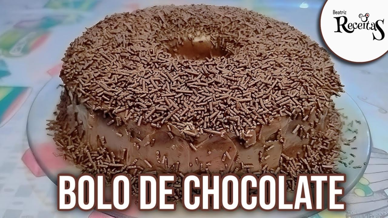 Como Fazer Bolo de Chocolate com Cobertura de Brigadeiro!  (Massa Chiffon)