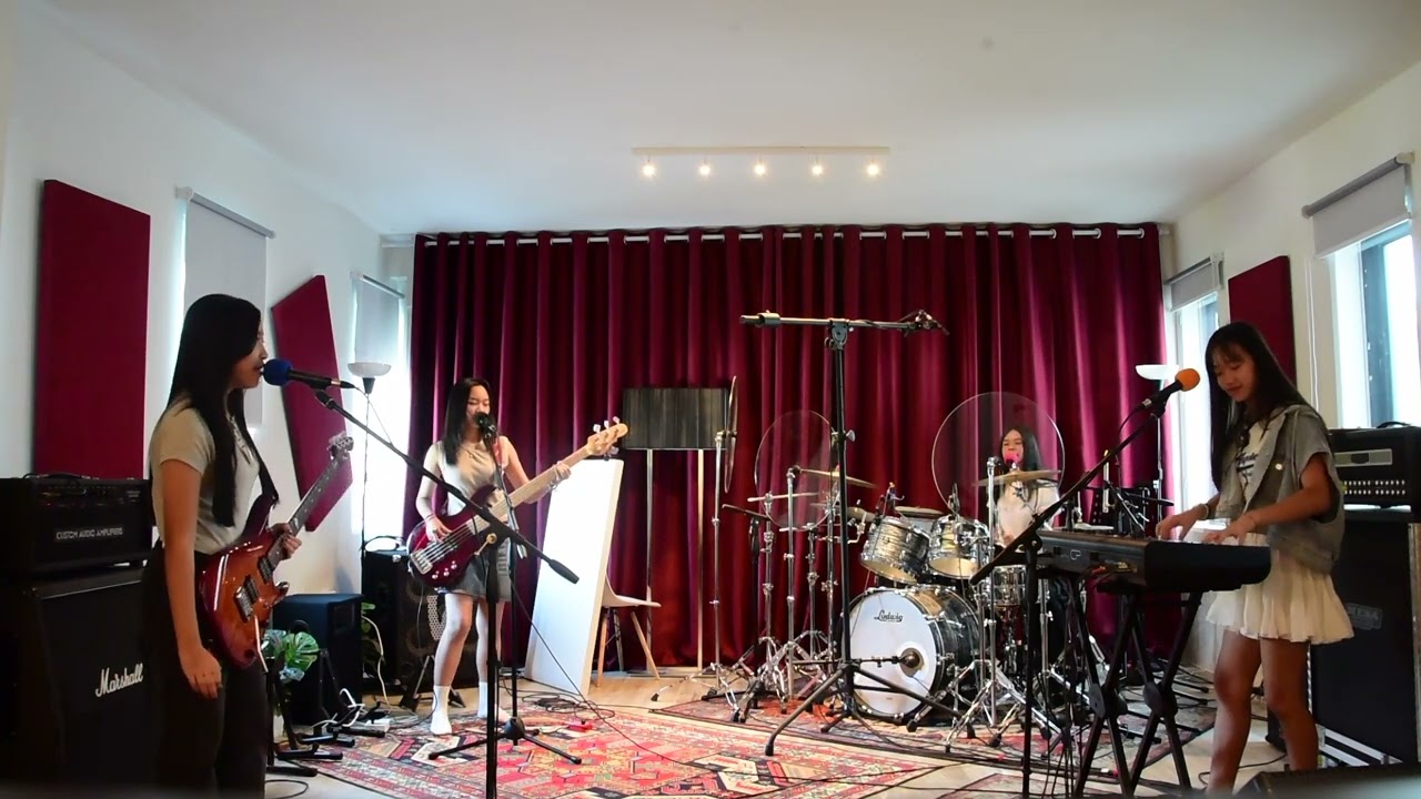 Bohemian Rhapsody - Queen Cover by Petch & Band