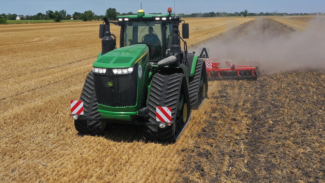 Tarlóhántás: John Deere 9520RX + Kühne KNT 770/7.2