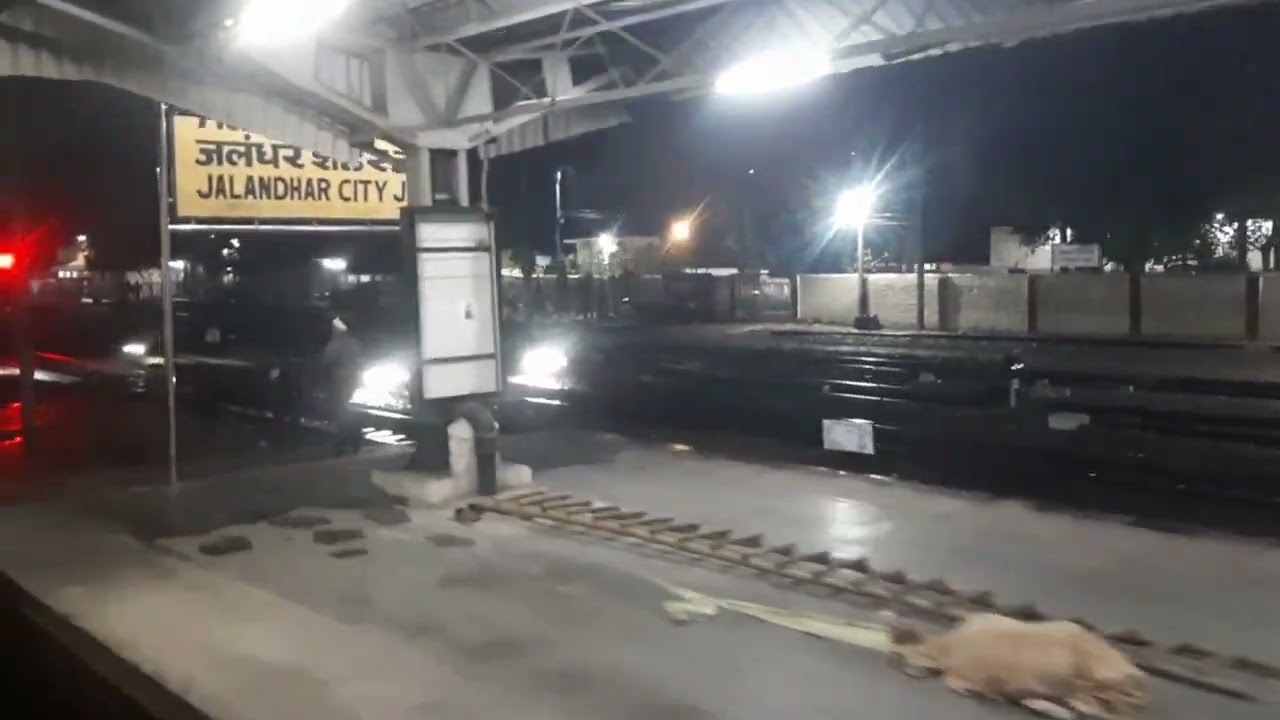 लाहौरी एक्सप्रेस ट्रेन जर्नी 🚆 | जालंधर सिटी से हरिद्वार | अमृतसर–देहरादून रेल यात्रा