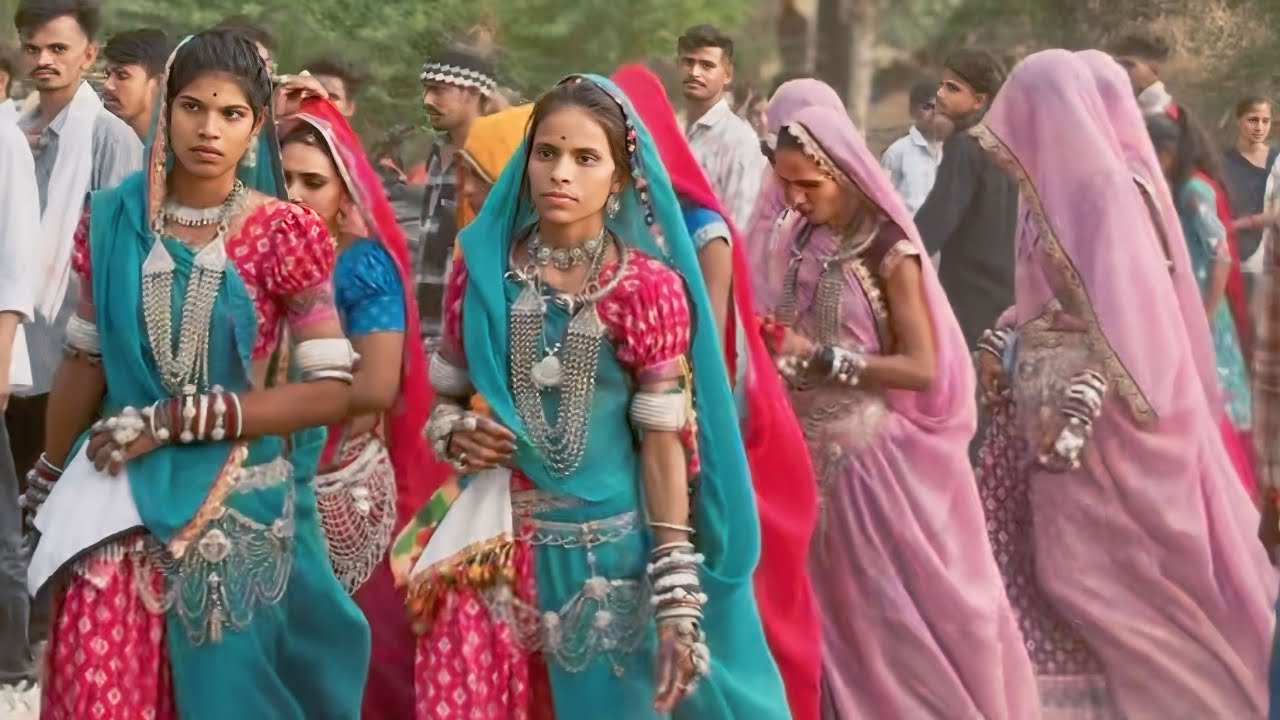 पेहले कतरा वारु रतला | Pehle Katra Waru Ratla | Piru Bhai Solanki | Girls Adivasi Dance Video 2025