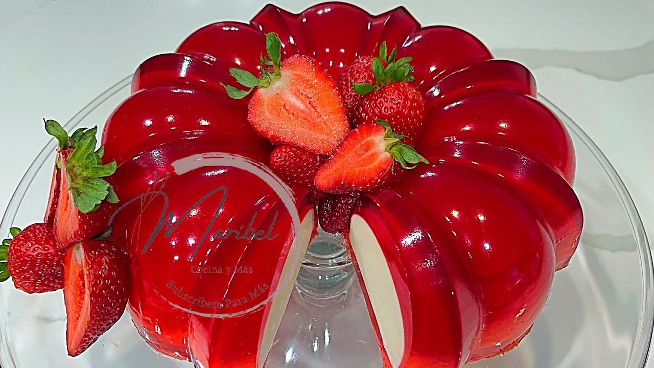 GELATINA FLOTATINA DE FRESA RELLENA CON GELATINA DE QUESO CREMA | Riquísima  Sobremesa
