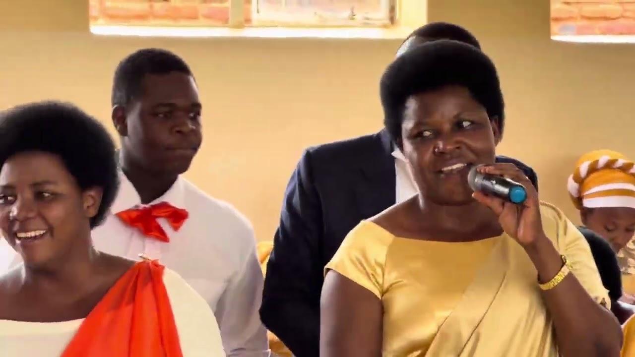 MURAHIRIWE INDIRIMBO YUBUKWE  BY REHOBOTH CHOIR P.P.EC.C 