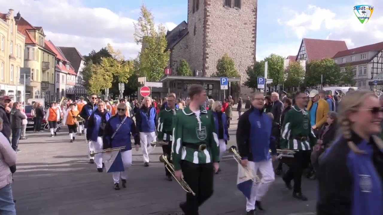 Festzug Spielmanns und Fanfarenzüge 75. Warburger Oktoberwoche 2024
