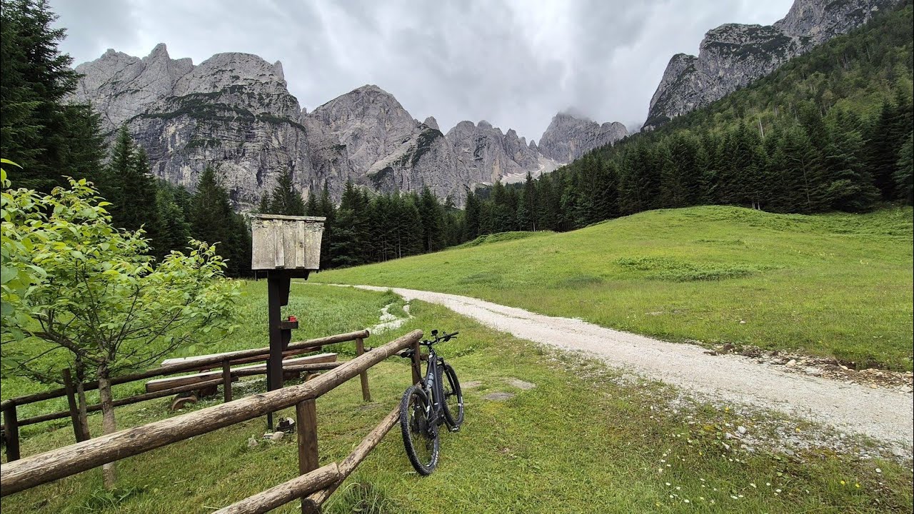 Valle di Riofreddo eMTB ride in Julian Alps