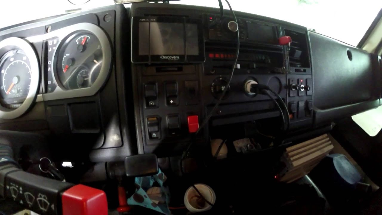 PAINEL E BOTÕES DO FORD CARGO 2628e