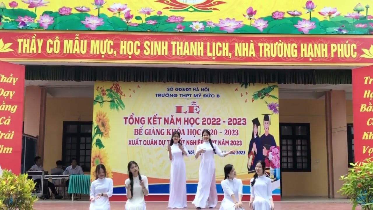 Múa MASHUP : Màu nắng học trò - Pháo Hoa - CLB MÚA : MỸ ĐỨC B ❤️