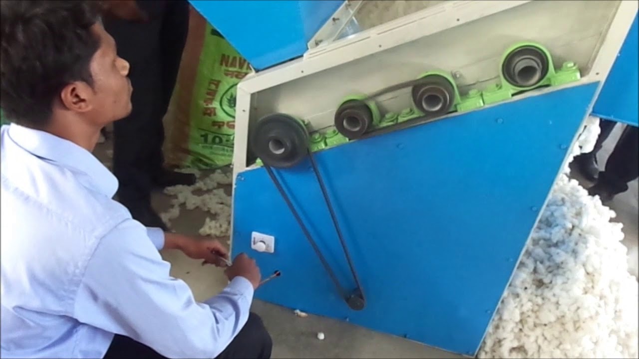 cotton ball loosining and cleaning machin