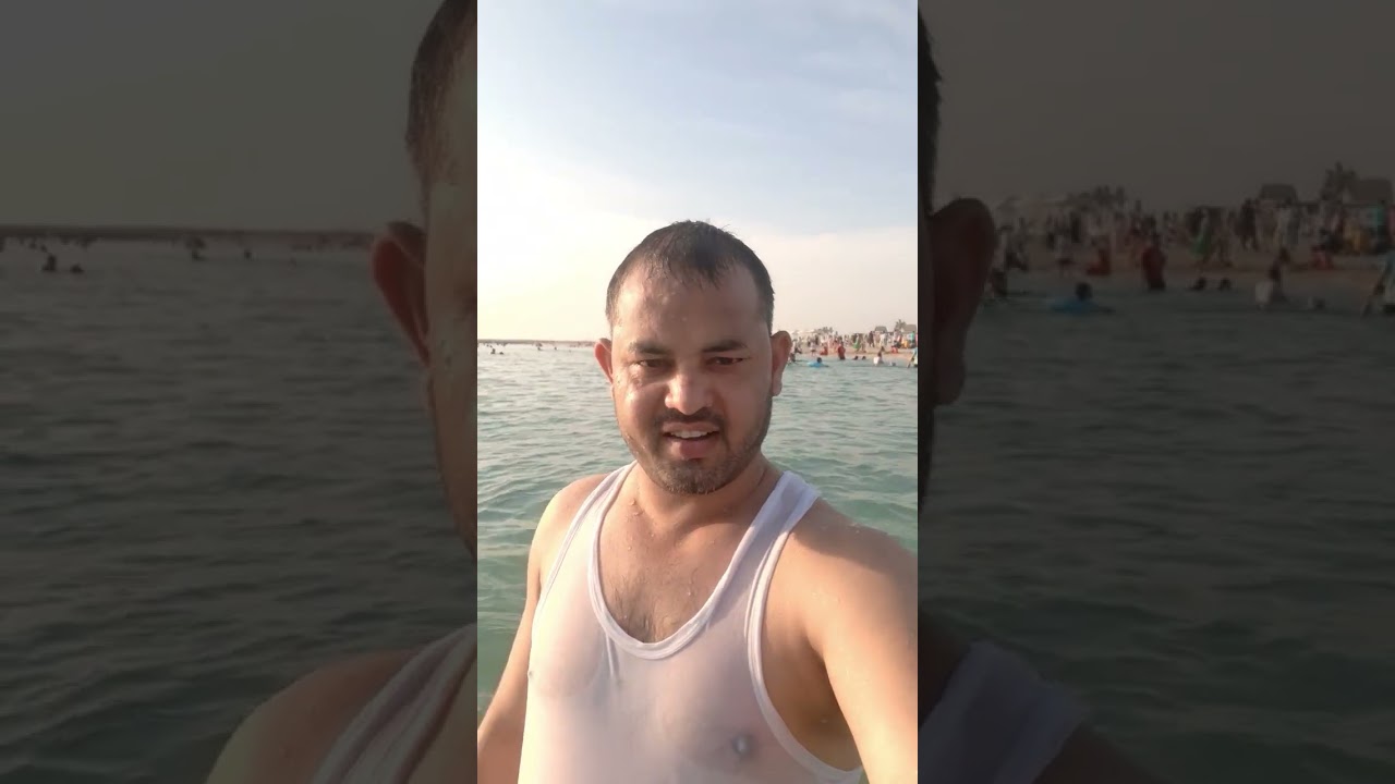 Enjoy with friends at the Beach⛱🏖#videoshort #videoviral#videobeach#umararif