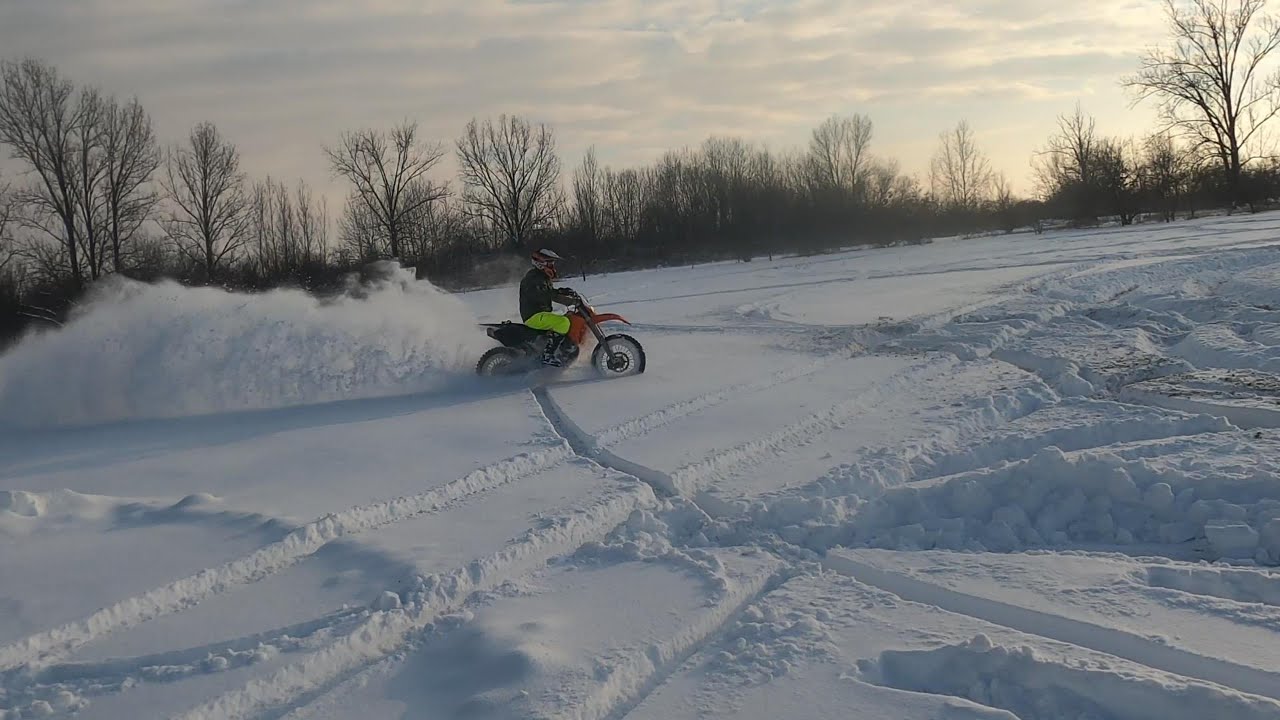 KTM EXC 520 / 250 Snow Riding