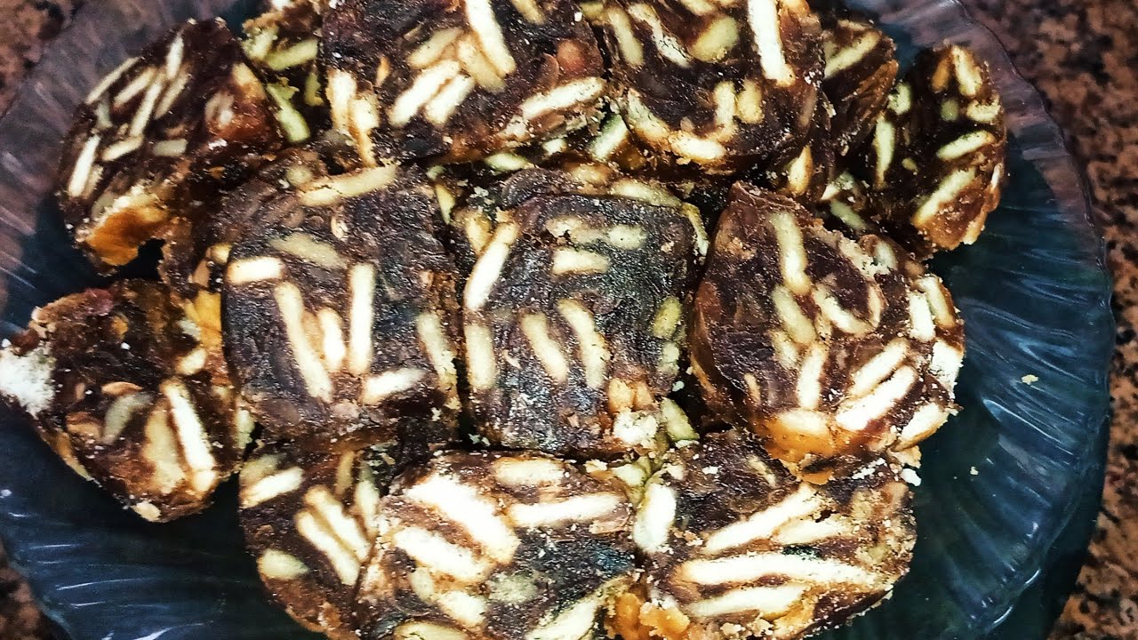 khajur ke biscuit recipe😋 Dates biscuit recipe 😋by cooking with Nausheen 😋