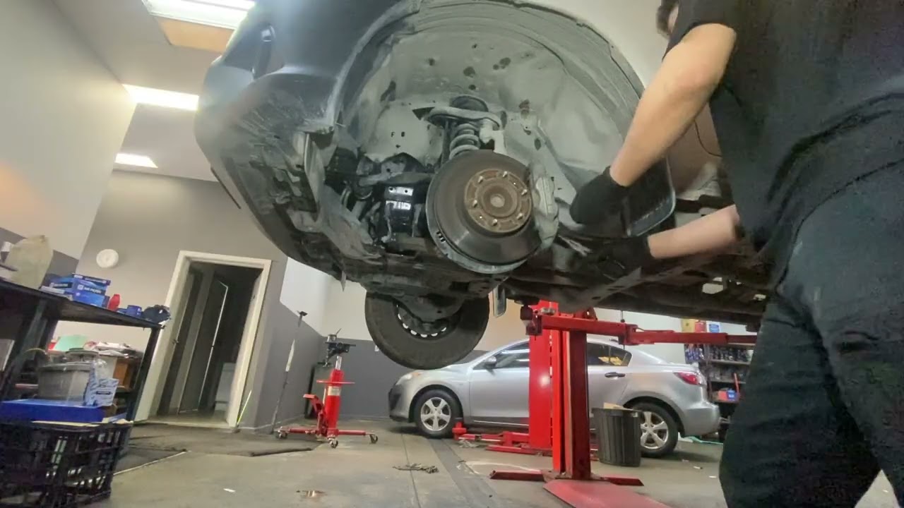 2023 Toyota hilux Front Brake Pads Replacement