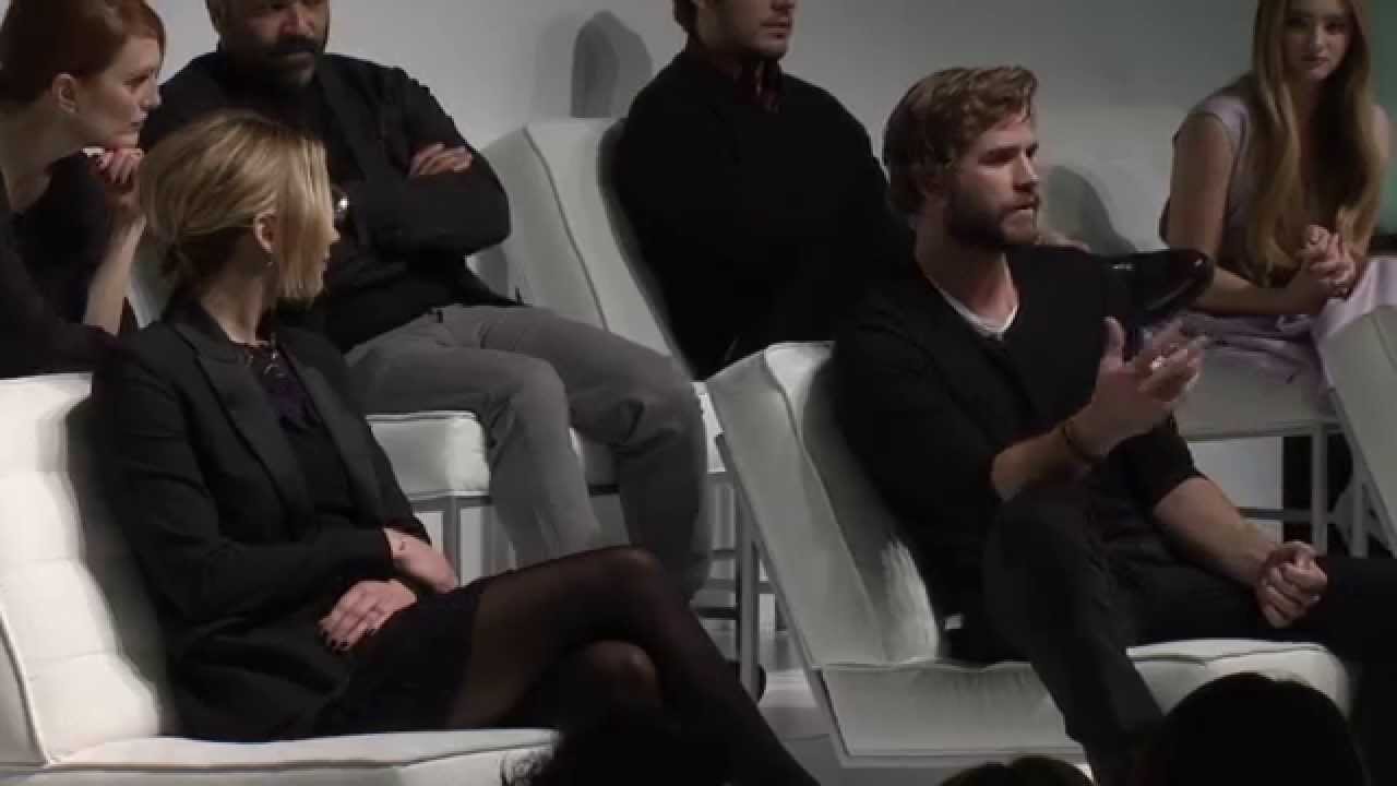 Mockingjay Part 1 - New York Press Conference (Part 7)