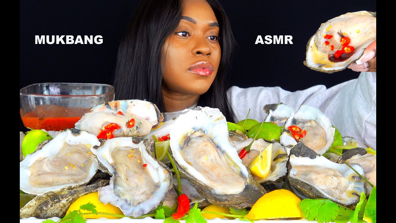 OYSTER MUKBANG | RAW OYSTER MUKBANG ASMR | ASMR EATING | SEAFOOD | OYSTERS | EAT SPICY WITH TEE
