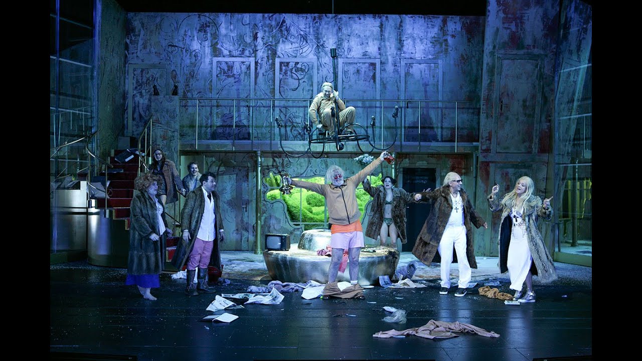 Staatstheater Nürnberg – Der nackte Wahnsinn