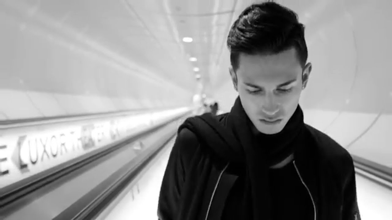 Ruben Tarmidi - Flashlight