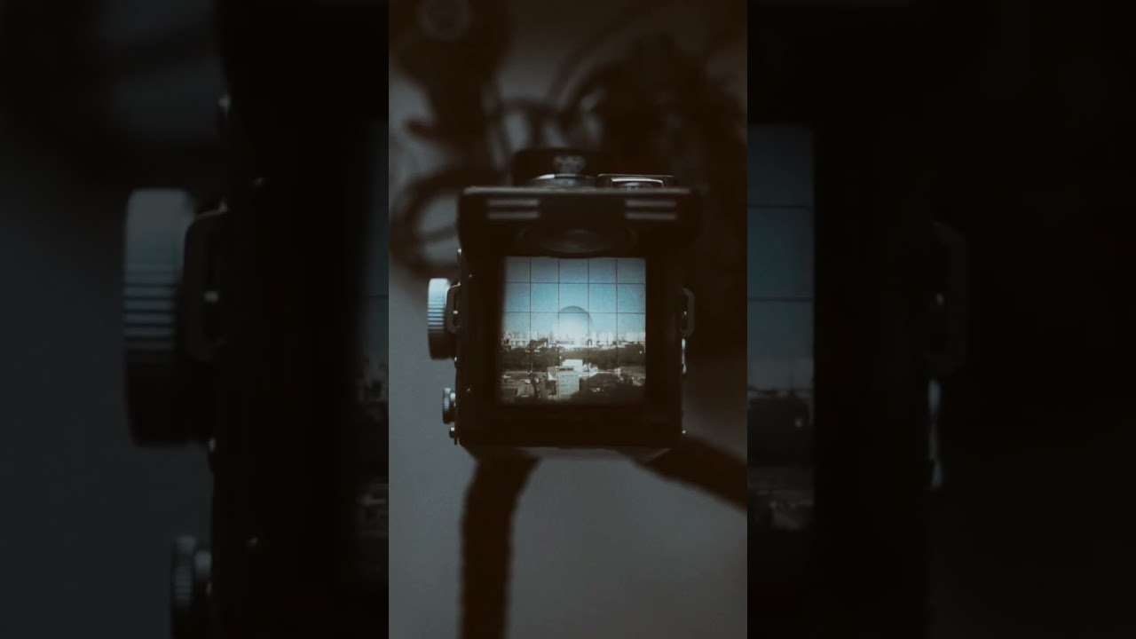 YASHICA MAT LM- (Loading Film)