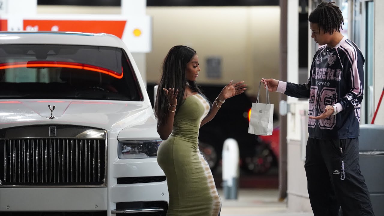 GOLD DIGGER PRANK PART 202! | Fefediorr