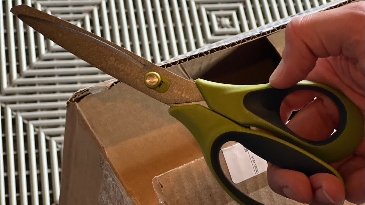 Testing the Scotch Unboxing Scissors