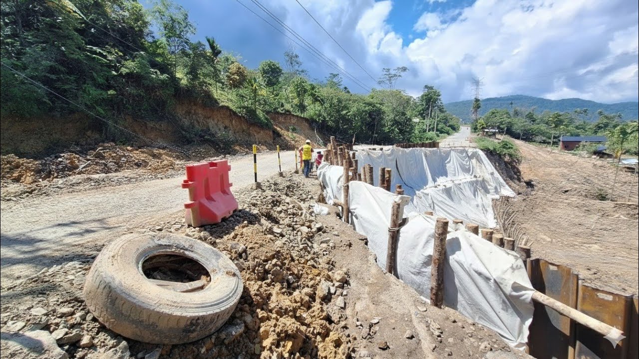Kerja bagus‼️Sebelum ditimbun kain geoteknik dibuat supaya lebih mantap 