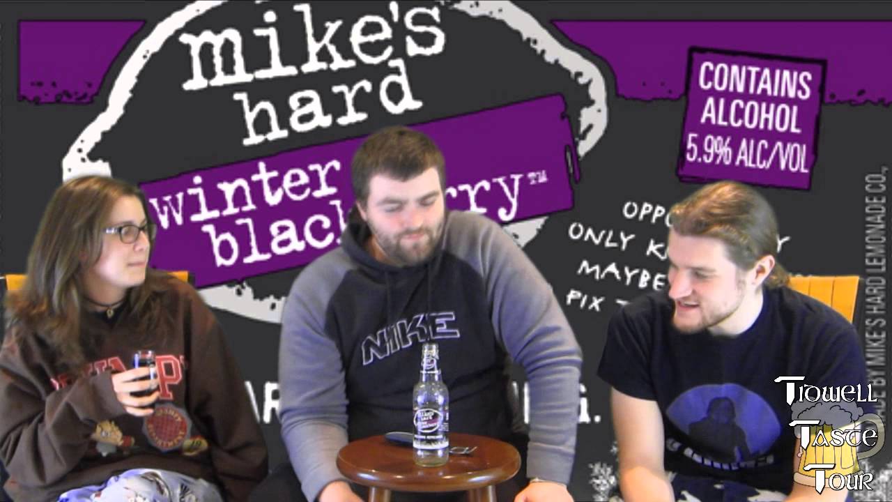 Mike's Hard Winter Blackberry Seasonal Malt Beverage Review