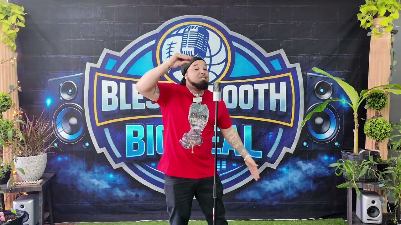 KASH DEVINE VS MIKE SCRUGGS PART 1 ROUND 1 #BlessTheBooth #1V1CHALLENGE #BIGDEALENT