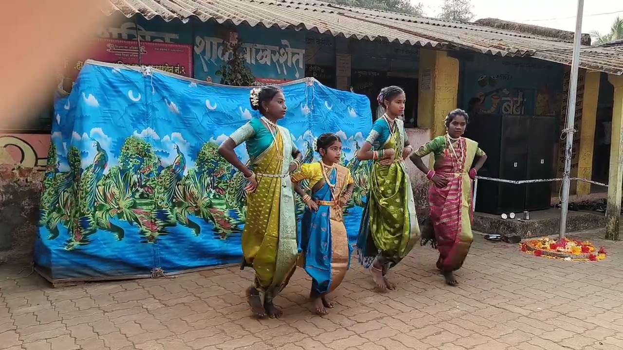 #mitujhagovari#dance #sakharshet2girls