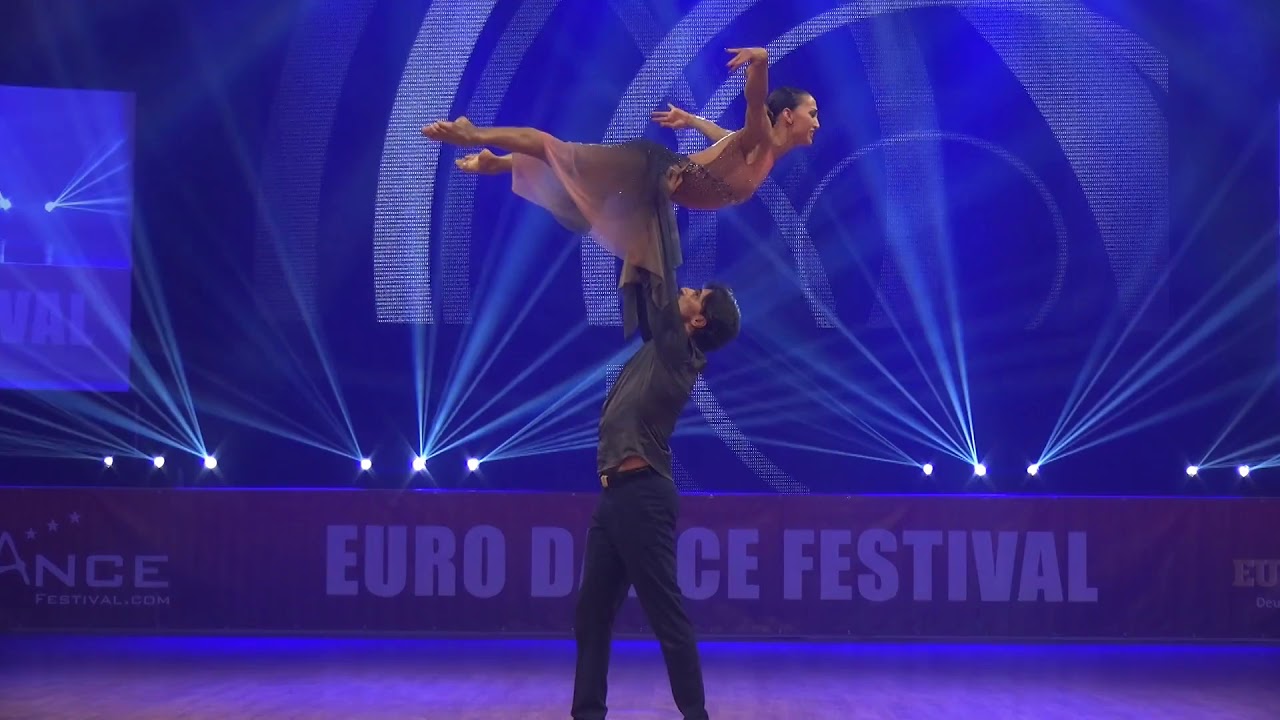 Latin-Show Come Home von Anna Melnikova & Victor da Silva