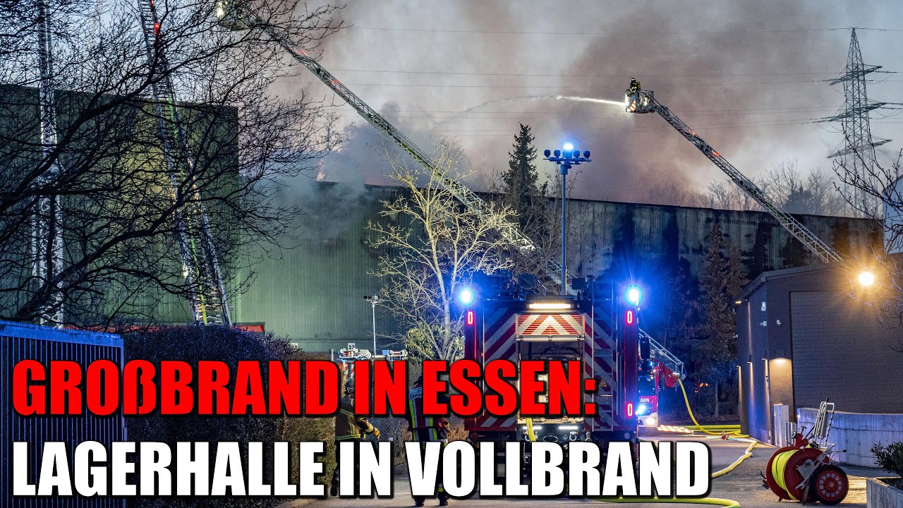 Massive Rauchwolke über dem Ruhrgebiet - Großbrand in Essen zerstört Lagerhalle | 08.03.2022