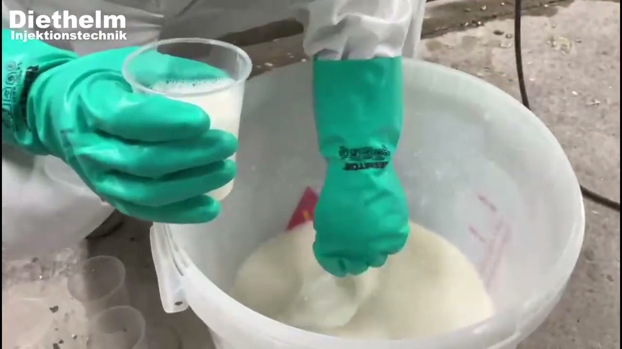 Aplicación de resina poliacrílica Sika Injection 310